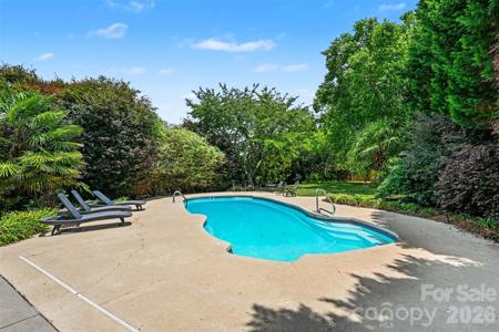 2442 Smith Cove Road