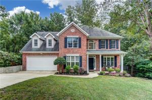 11040 White Swan Court