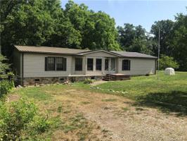 450 Long Bow Road