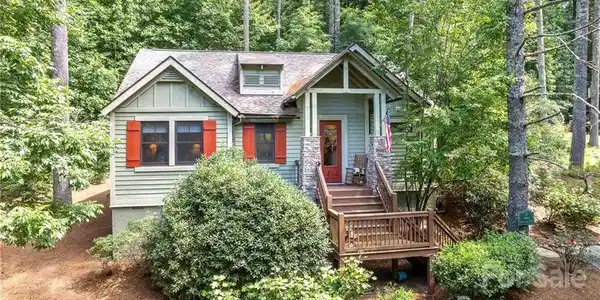 52 Meadow Ridge