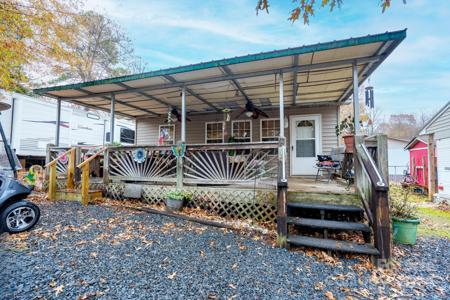 108 Fathom Trail