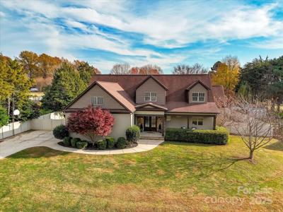111 Aqua Drive