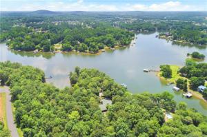 492, 494 Willow Cove Road