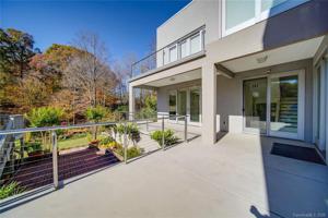203 Hillcrest Drive