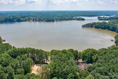 8004 Rocky View