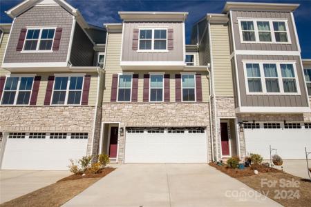 465 Lahinch Drive