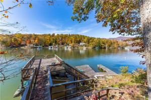 111 Lost Cove Drive