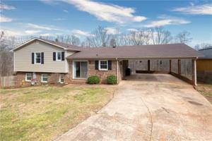 3842 22nd Street Court NE