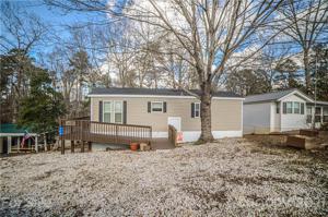 114 Meadowview Circle