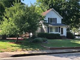 27 Willow Street