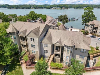 13824 Queens Harbor