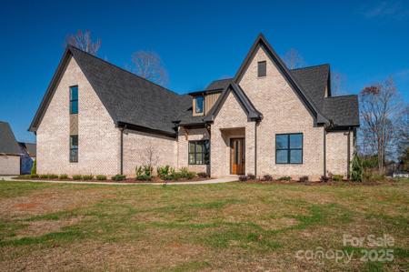 116 Lake Mist Drive