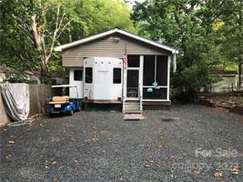 325 Lake Tillery