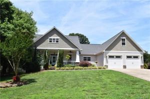 105 Clearwater Drive