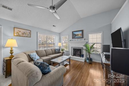 117 Winghaven Court