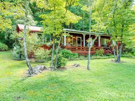 172 Winding Creek
