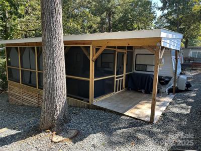 110 Meadowview Circle