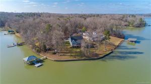 488 Squirrel Lane
