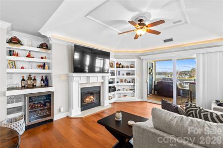 18797 Vineyard Point Lane