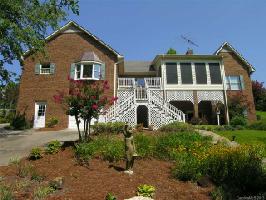 215 Windemere Pointe Road Unit 19