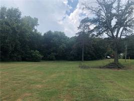 906 Belmont-Mt Holly