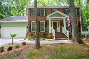 2729 Farmstead Lane