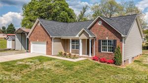 3222 Sulphur Springs NE