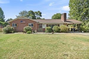 1071 17th NW