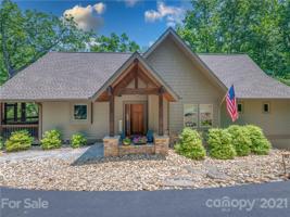 438 Lakewood