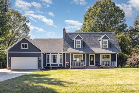558 Isle Of Pines Road
