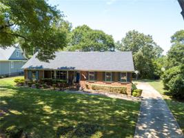 317 Pine Island