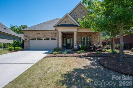 5228 Courtyard Lane
