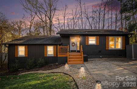 5038 Suwarrow Circle