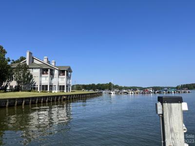 301 Lake Club