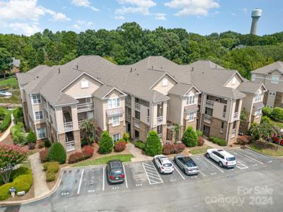 104 Pier 33 Drive