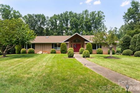 12 Highlander Lane