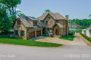 5661 Riverfront