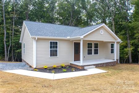 305 Skyland Court