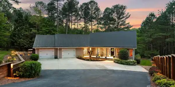 5690 Anchor Drive