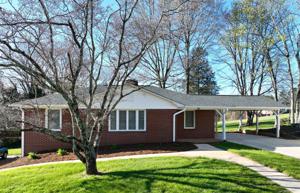 57 Woodlane