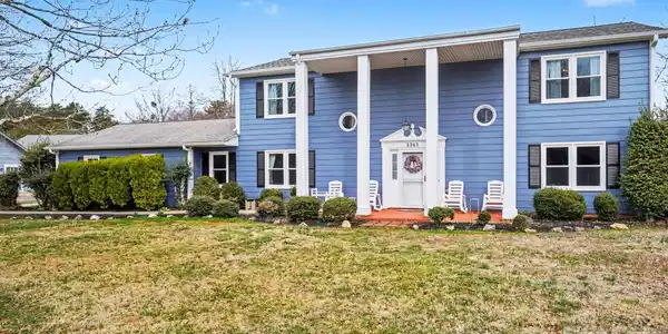 3361 47th Avenue Place NE