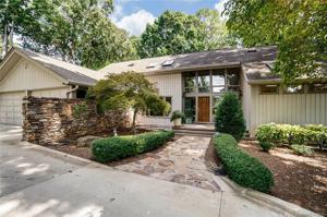 3 Pine Knoll Lane