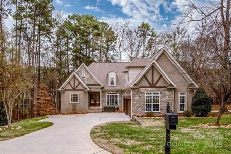 7957 Glen Abbey Circle