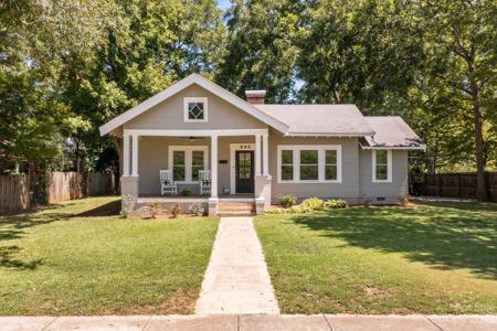 203 Front Street