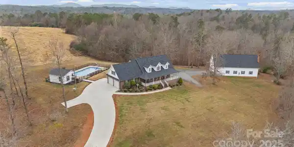 241 Taylor Circle