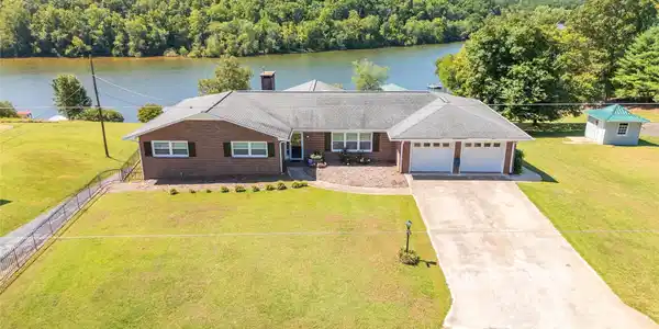 4860 Midway Sand Road