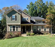3033 Greenmont Circle