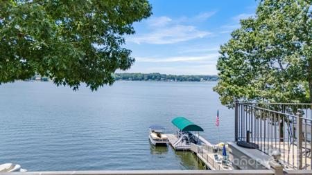 223 Larkspur Lane