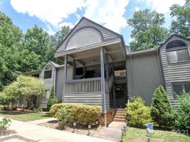 1590 Springpoint