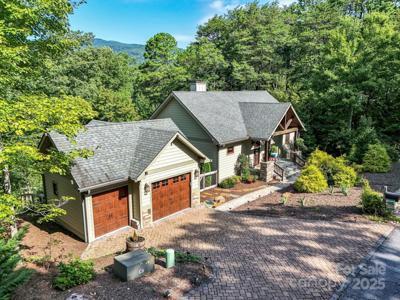 159 Bee Tree Point